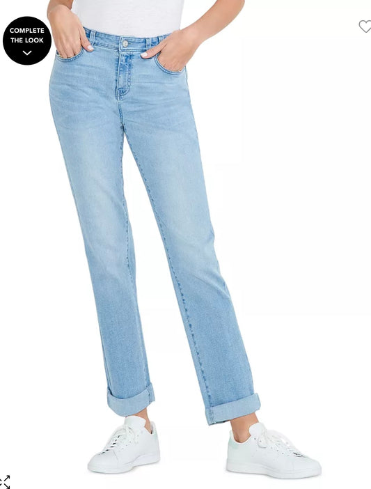 NWT - Nic & Zoe Mid Rise Girlfriend Jeans