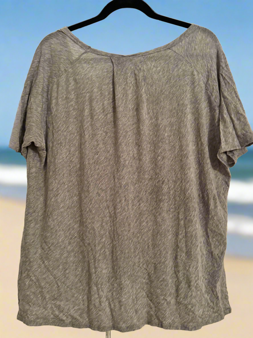 NWT - Chaser More Love Top