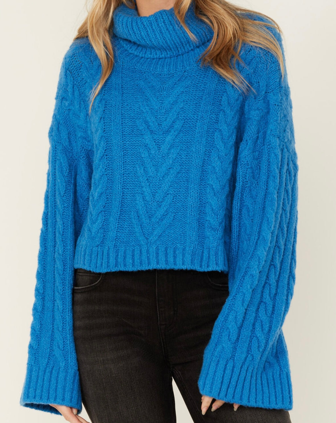 NWT - Elan Cable Knit Cropped Sweater